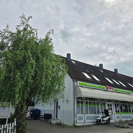 Ferienwohnung Am Uniklinik Lübeck Exterior foto